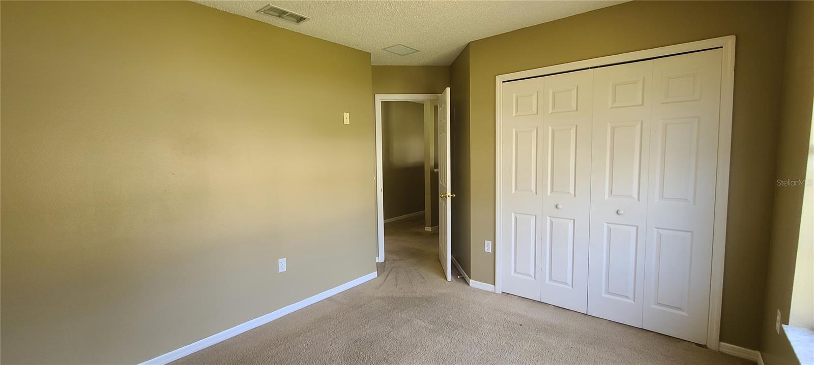 Image 18 of 26 For 416 Gannet Court
