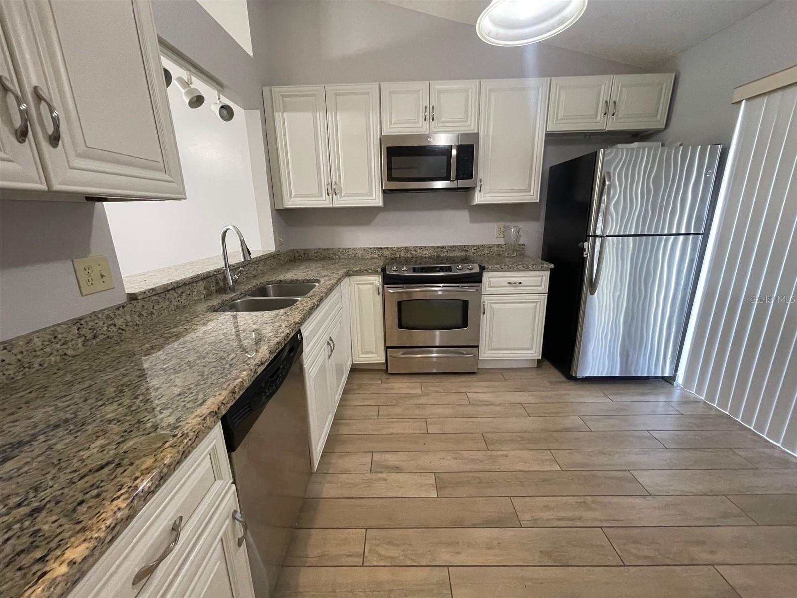 Image 4 of 15 For 12161 Sandal Creek Way