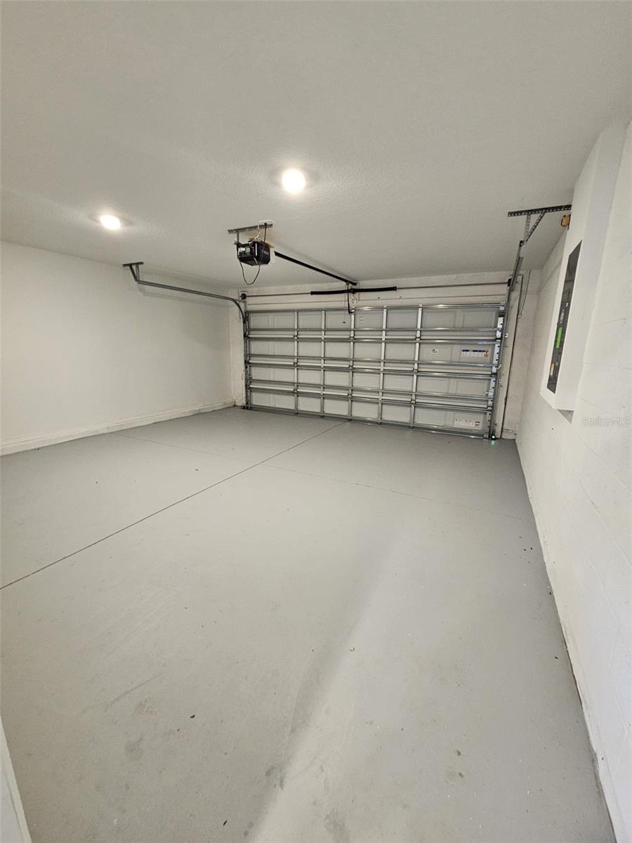 Image 11 of 14 For 914 Cattleman Street