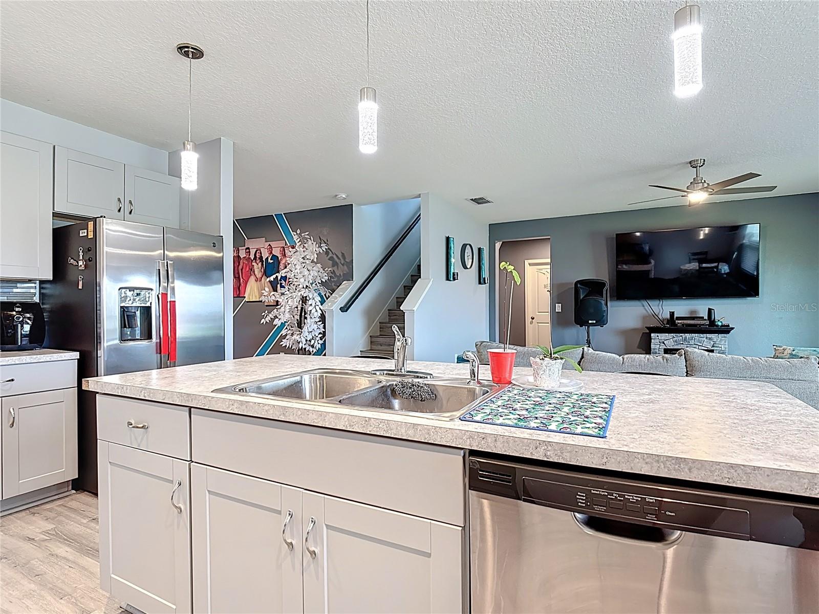 Image 16 of 60 For 402 Quarry Rock Circle