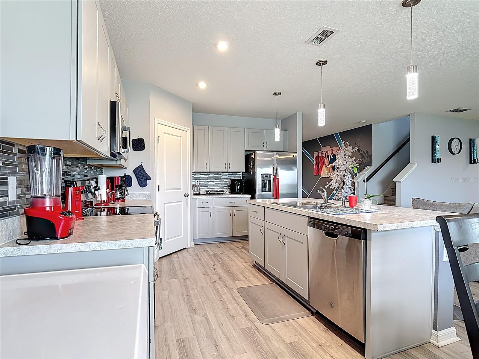 Image 18 of 60 For 402 Quarry Rock Circle