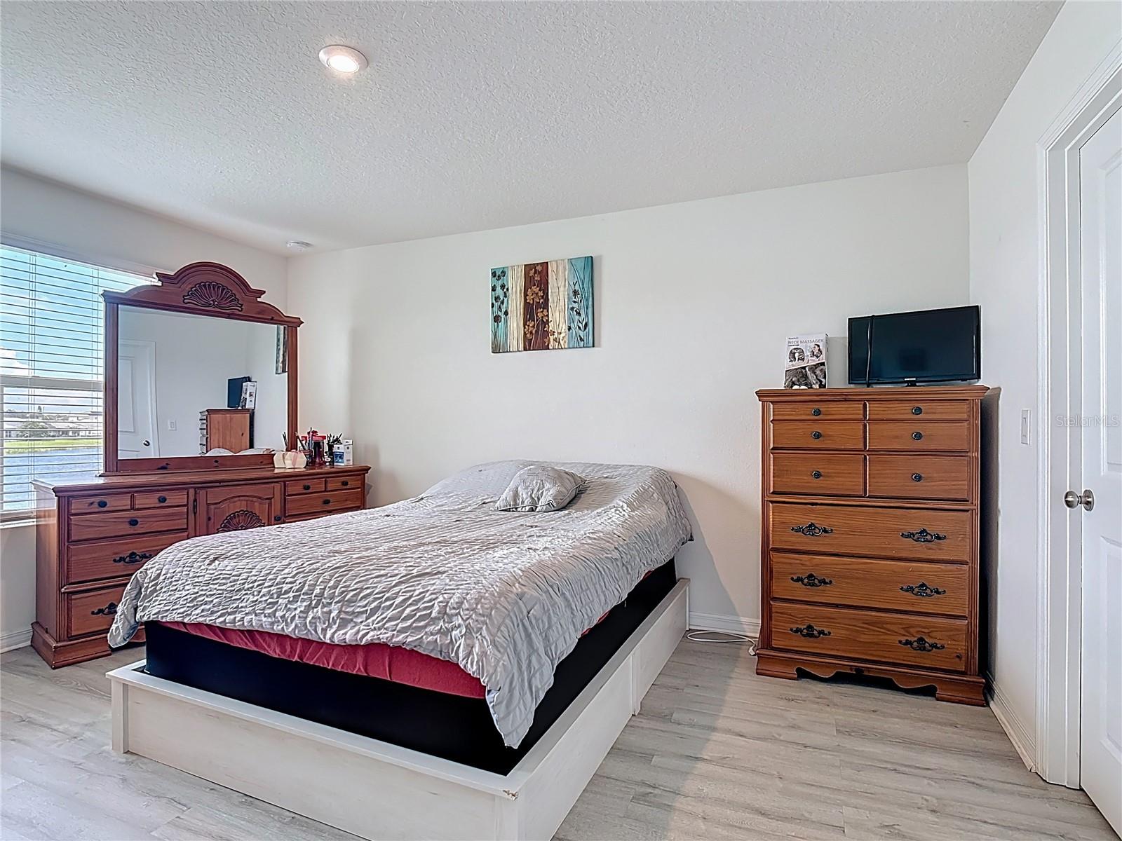 Image 32 of 60 For 402 Quarry Rock Circle