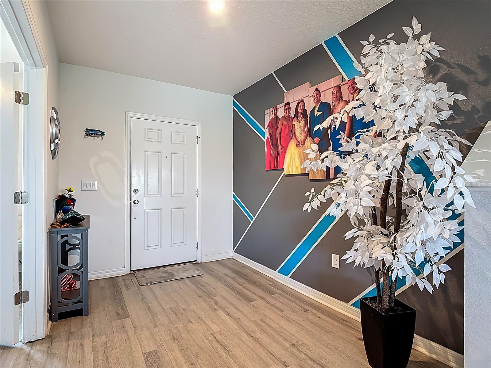 Image 8 of 60 For 402 Quarry Rock Circle