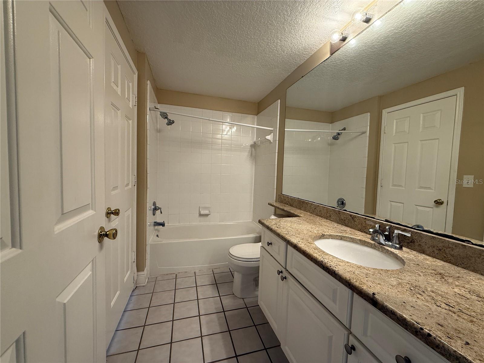 Image 10 of 17 For 14304 Fredricksburg Drive 417