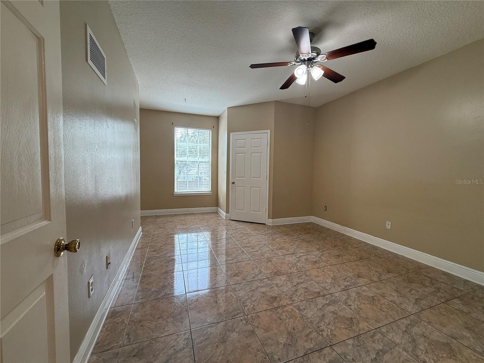 Image 11 of 17 For 14304 Fredricksburg Drive 417