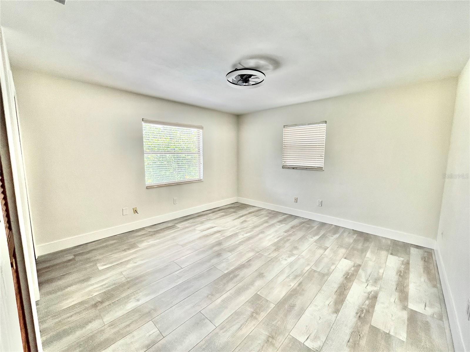 Image 11 of 31 For 2400 Sue Drive