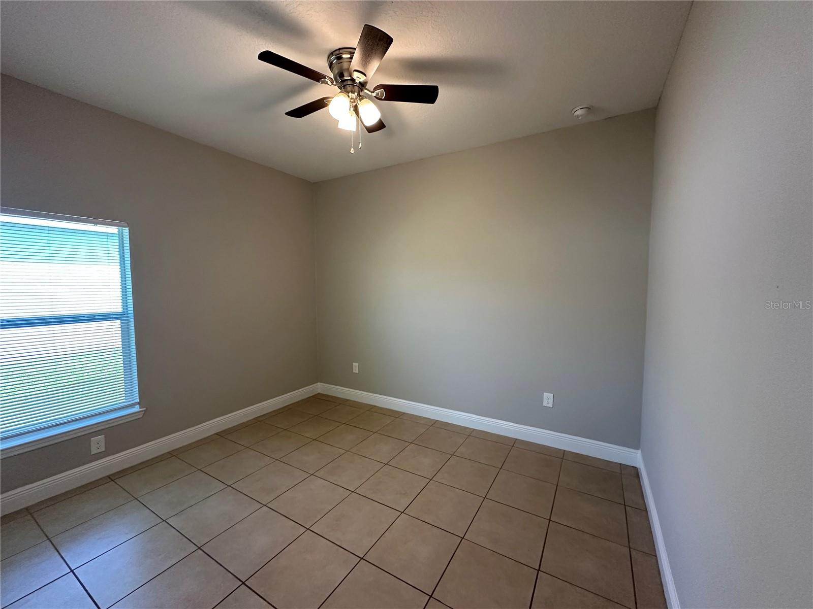 Image 15 of 16 For 1022 Embrun Court B