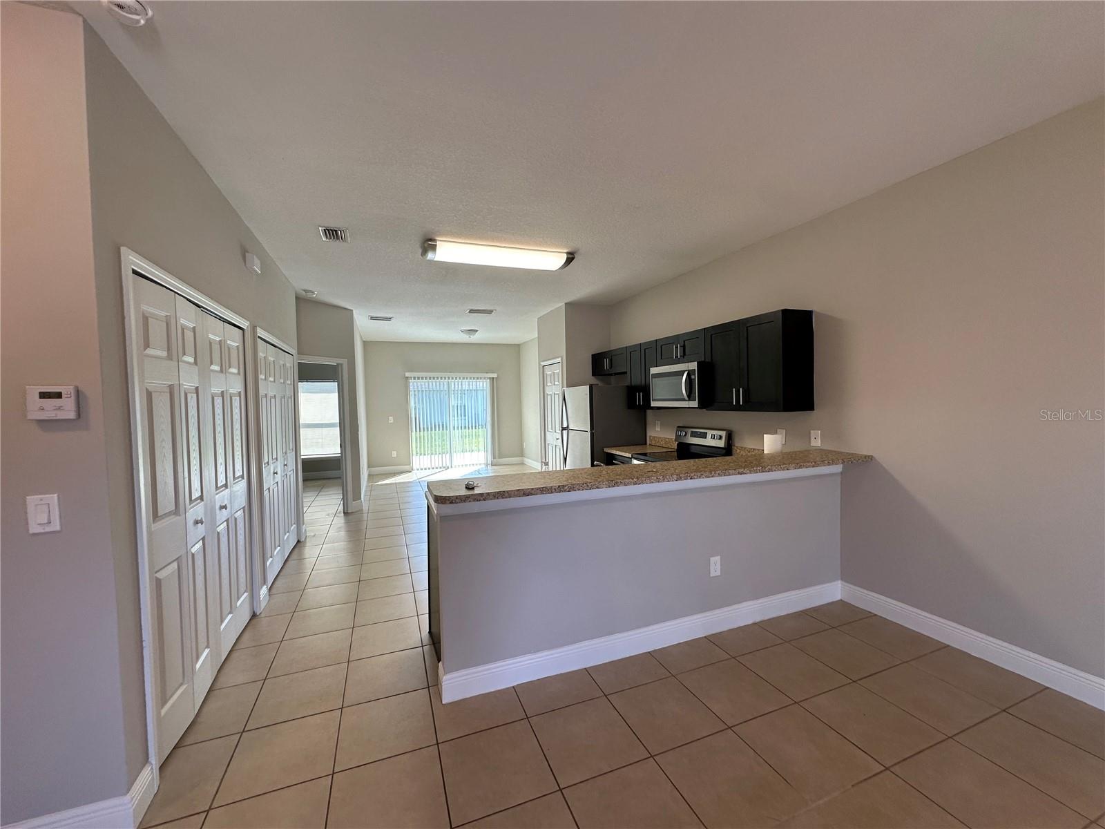 Image 6 of 16 For 1022 Embrun Court B