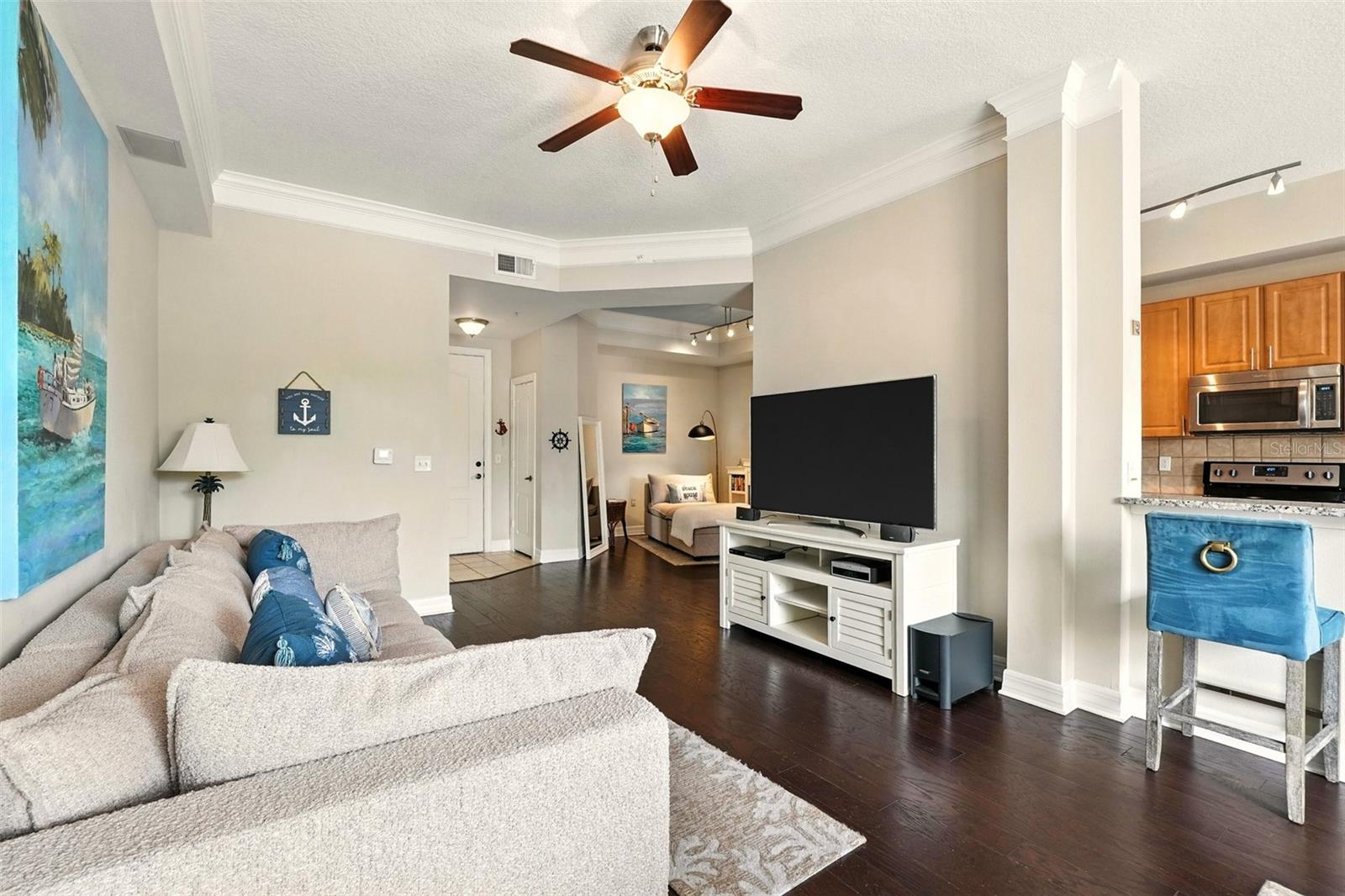 Image 12 of 46 For 501 Mirasol Circle 213
