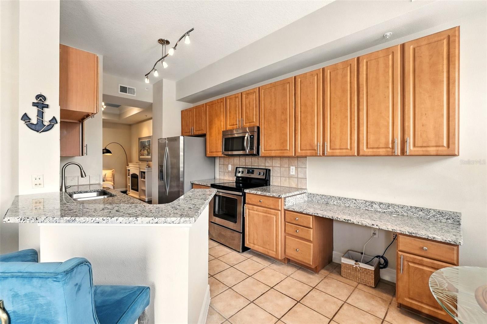 Image 17 of 46 For 501 Mirasol Circle 213