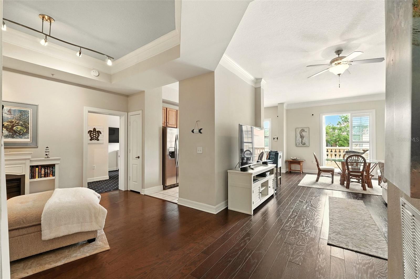 Image 6 of 46 For 501 Mirasol Circle 213