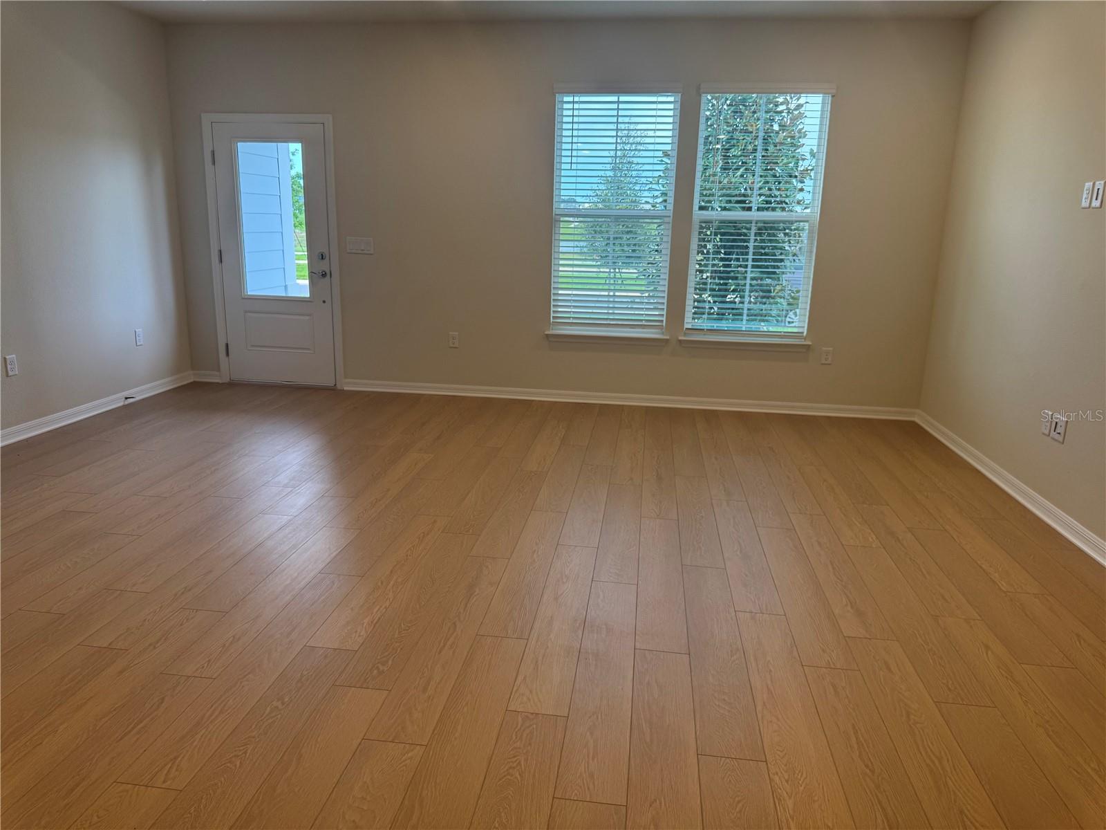 Image 5 of 24 For 6370 Tabebuia Parkway