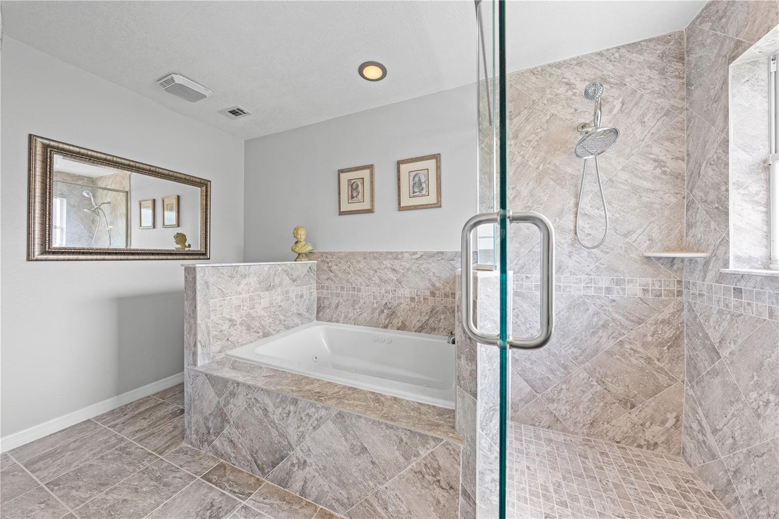 Image 17 of 42 For 608 Maple Forest Drive