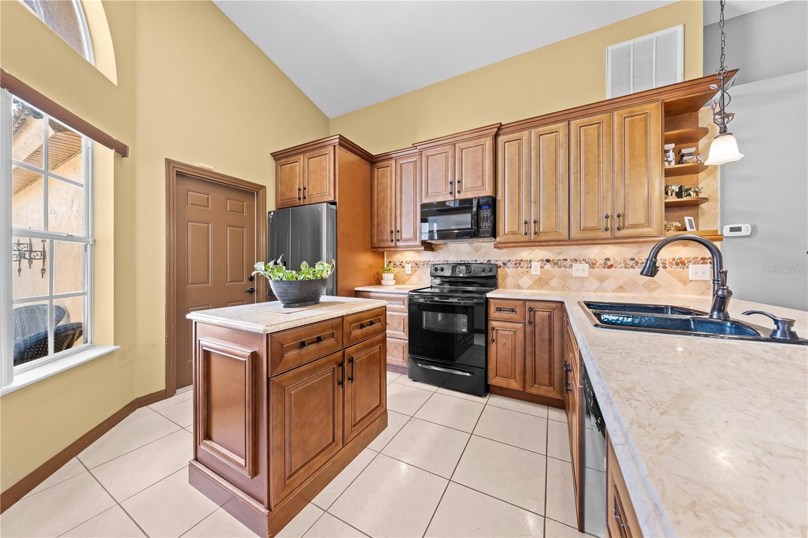 Image 5 of 42 For 608 Maple Forest Drive