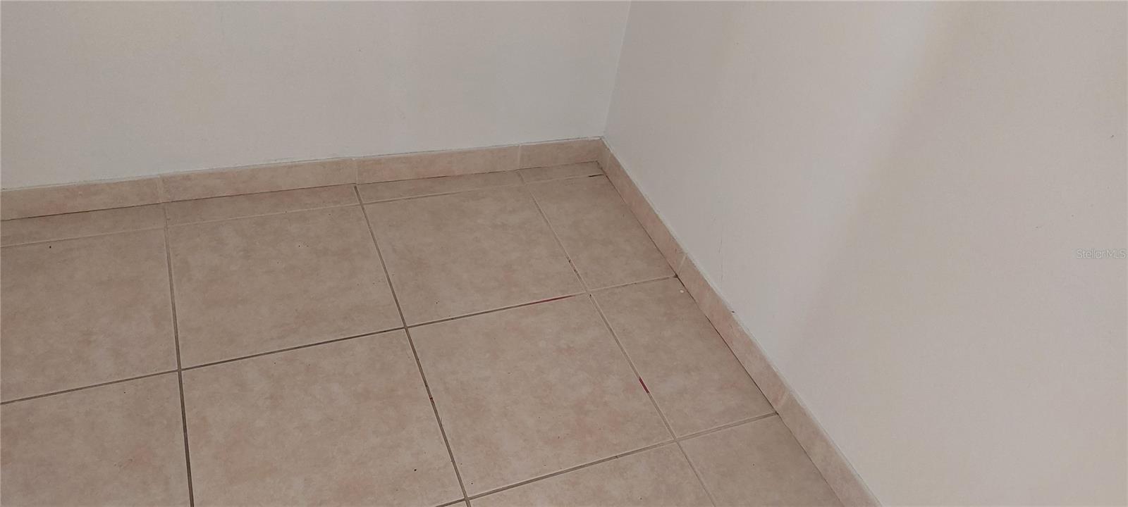 Image 5 of 10 For 7429 Daniel Webster Drive 13e A.k.a