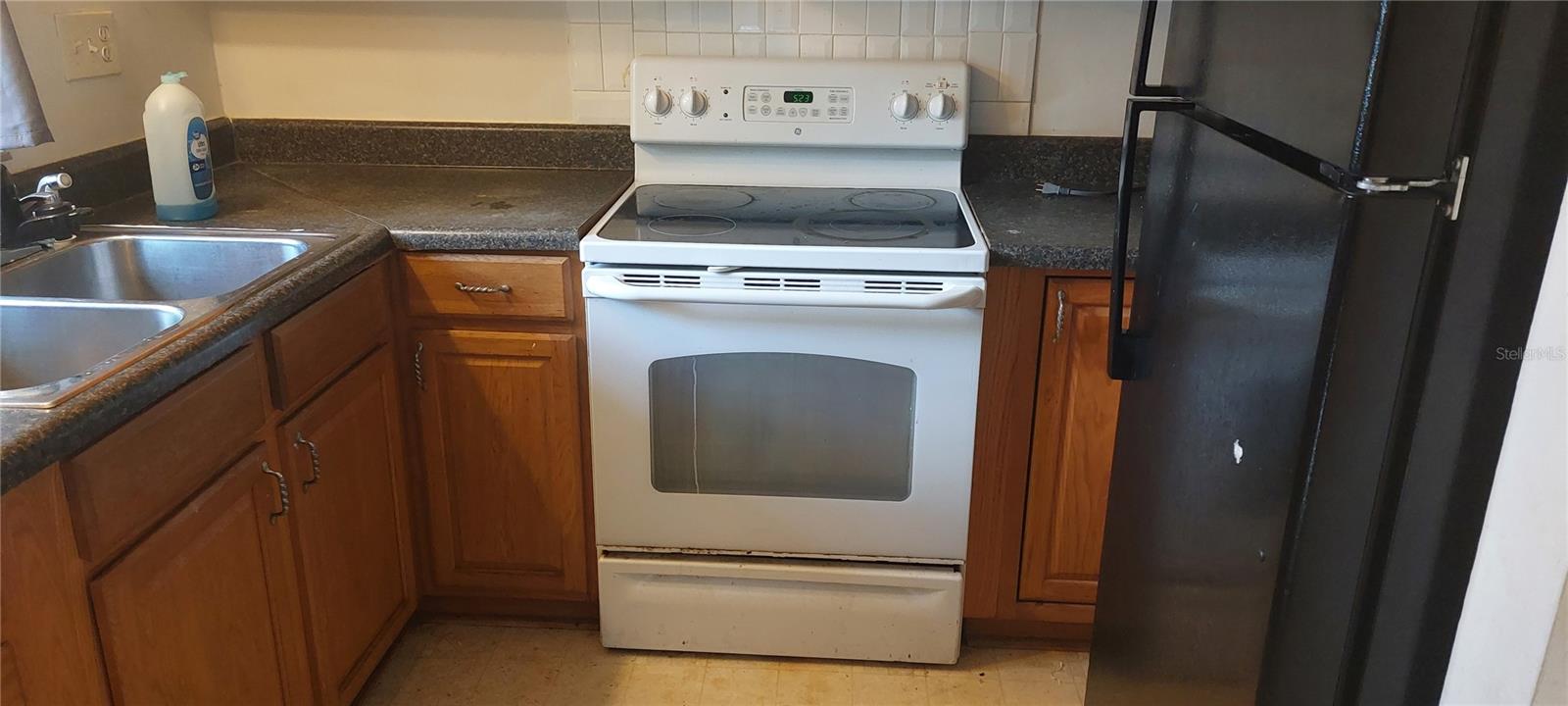Image 8 of 10 For 7429 Daniel Webster Drive 13e A.k.a
