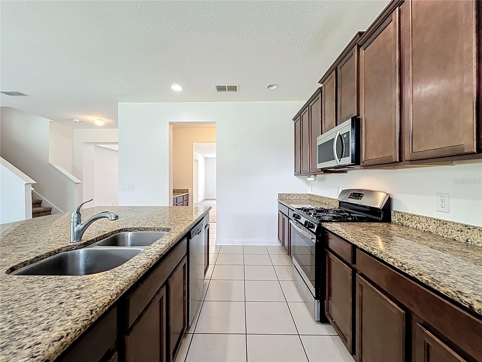 Image 14 of 44 For 14481 Breakwater Way