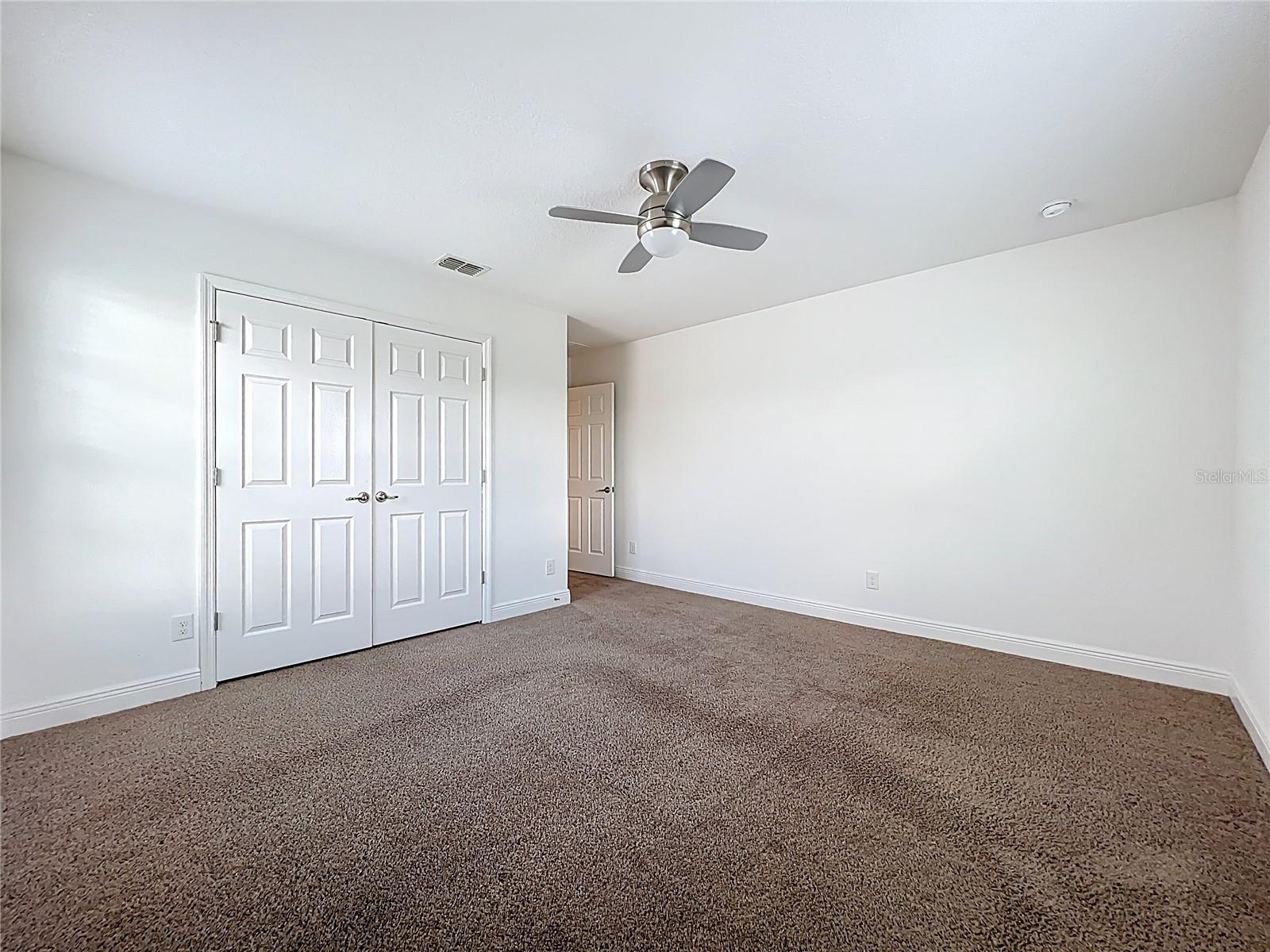 Image 33 of 44 For 14481 Breakwater Way