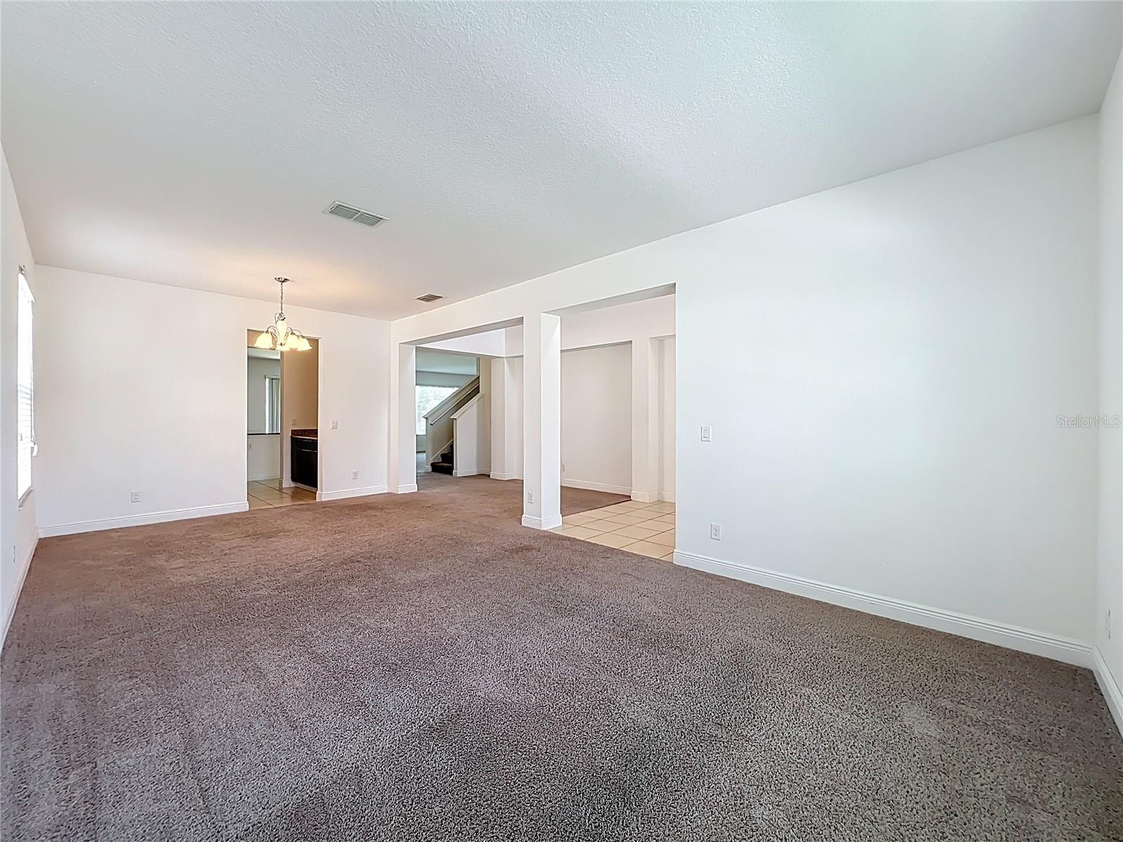 Image 4 of 44 For 14481 Breakwater Way