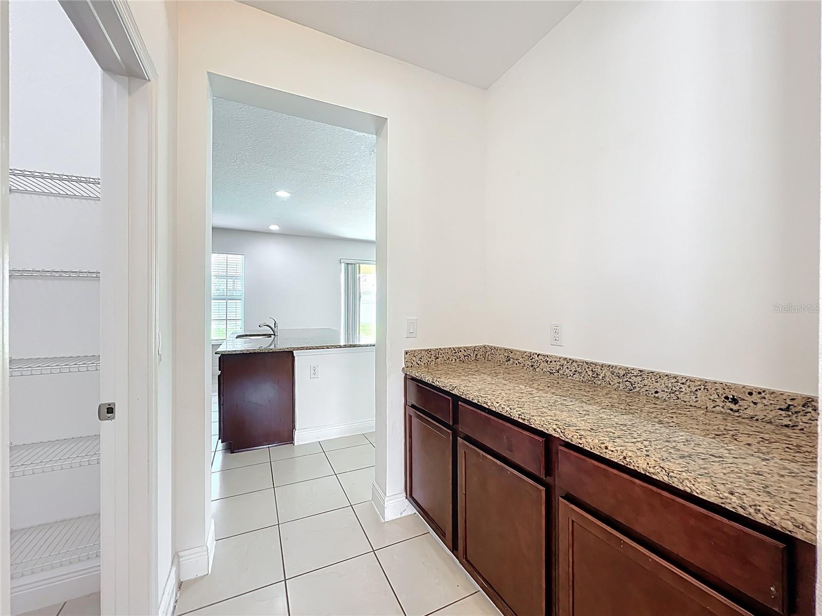 Image 9 of 44 For 14481 Breakwater Way