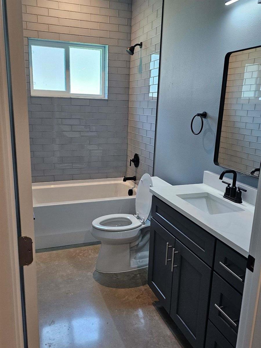 Image 15 of 15 For 785 Giblin Avenue Sw