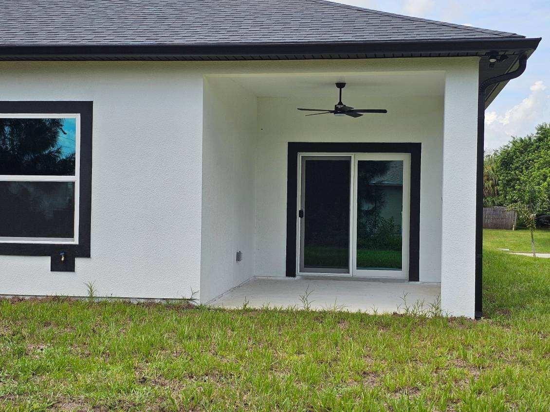 Image 3 of 15 For 785 Giblin Avenue Sw