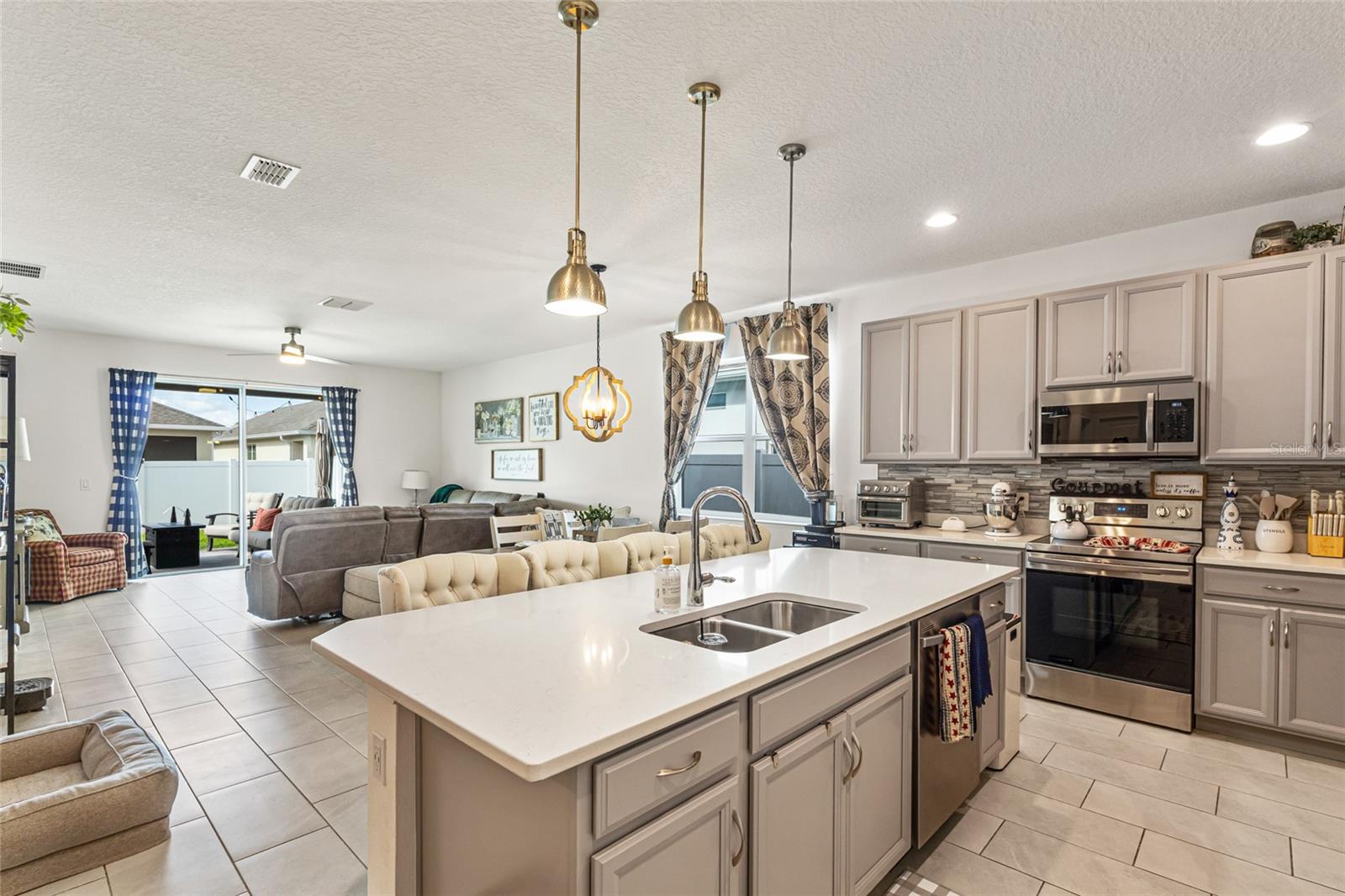 Image 11 of 31 For 2560 Rush Bay Way