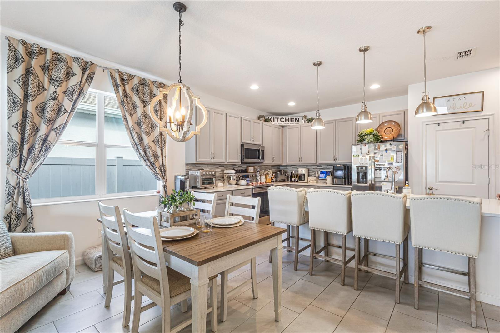 Image 12 of 31 For 2560 Rush Bay Way