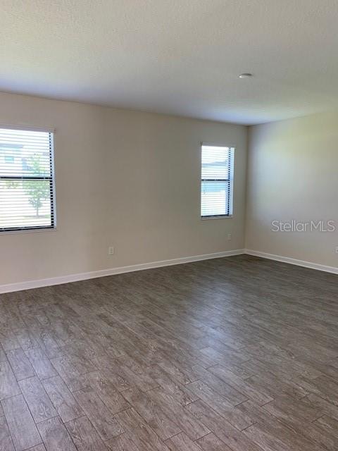 Image 4 of 20 For 7772 Purple Finch Street