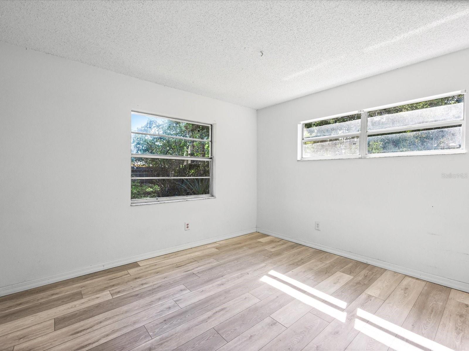 Image 17 of 28 For 201 Sweetgum Court