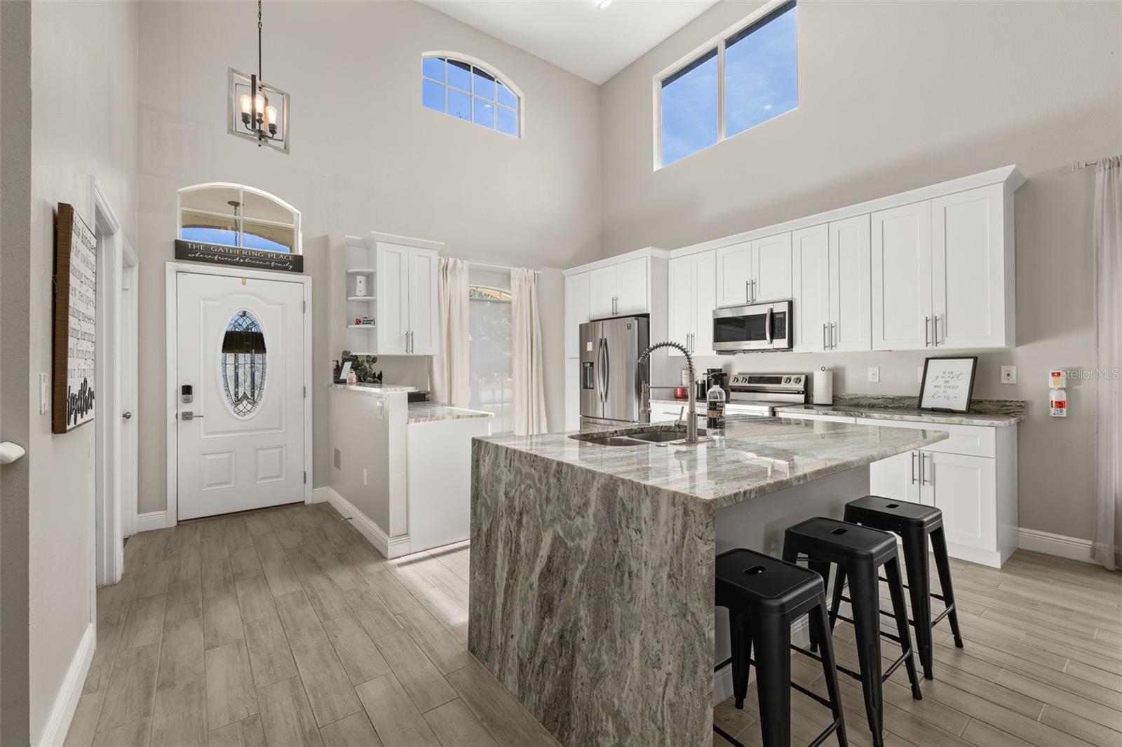 Image 4 of 65 For 2313 Duncan Trail
