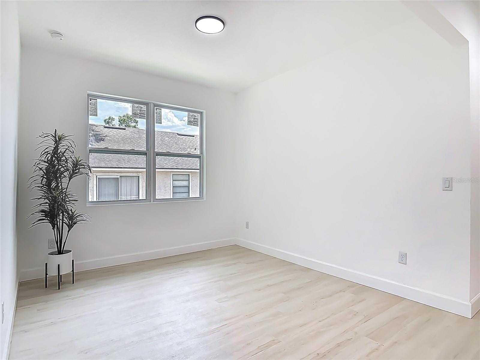 Image 6 of 50 For 1351 Mellonville Avenue