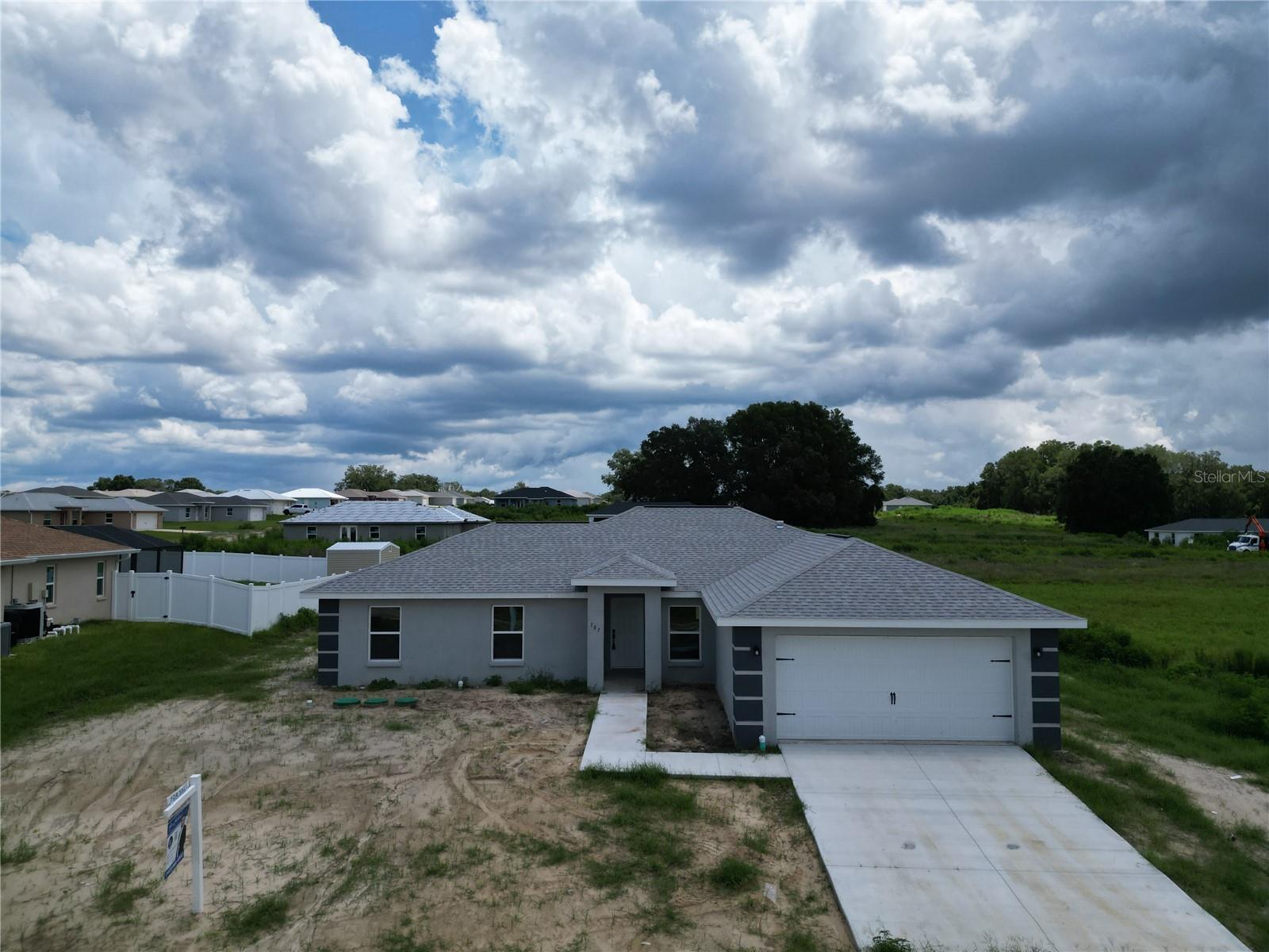 Listing photo id 0 for 107 Buchannon Terrace