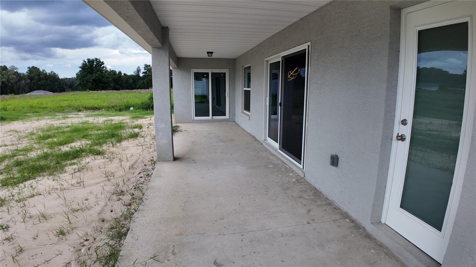 Listing photo id 25 for 107 Buchannon Terrace