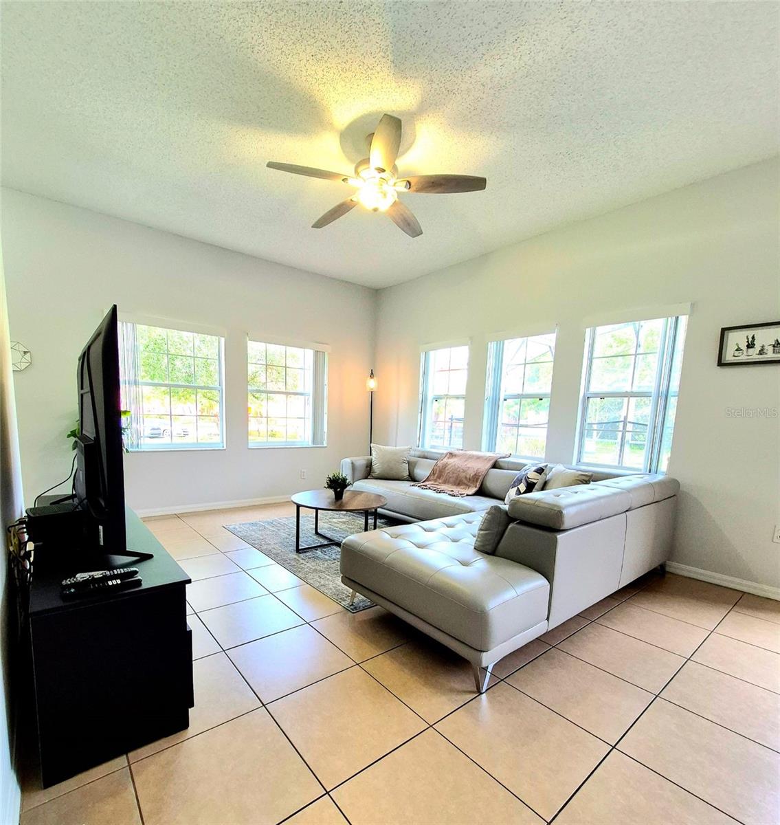 Image 10 of 28 For 4708 Vero Beach Place