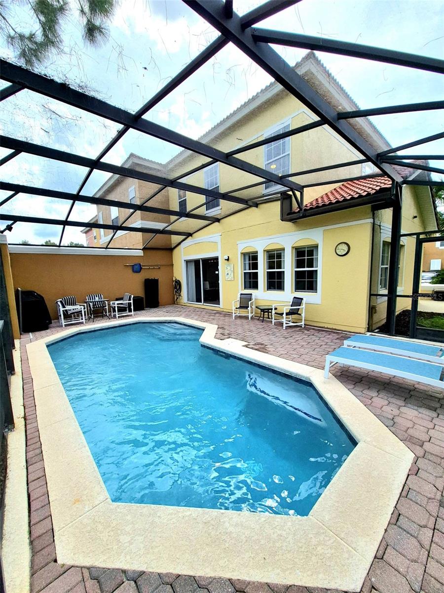 Image 6 of 28 For 4708 Vero Beach Place