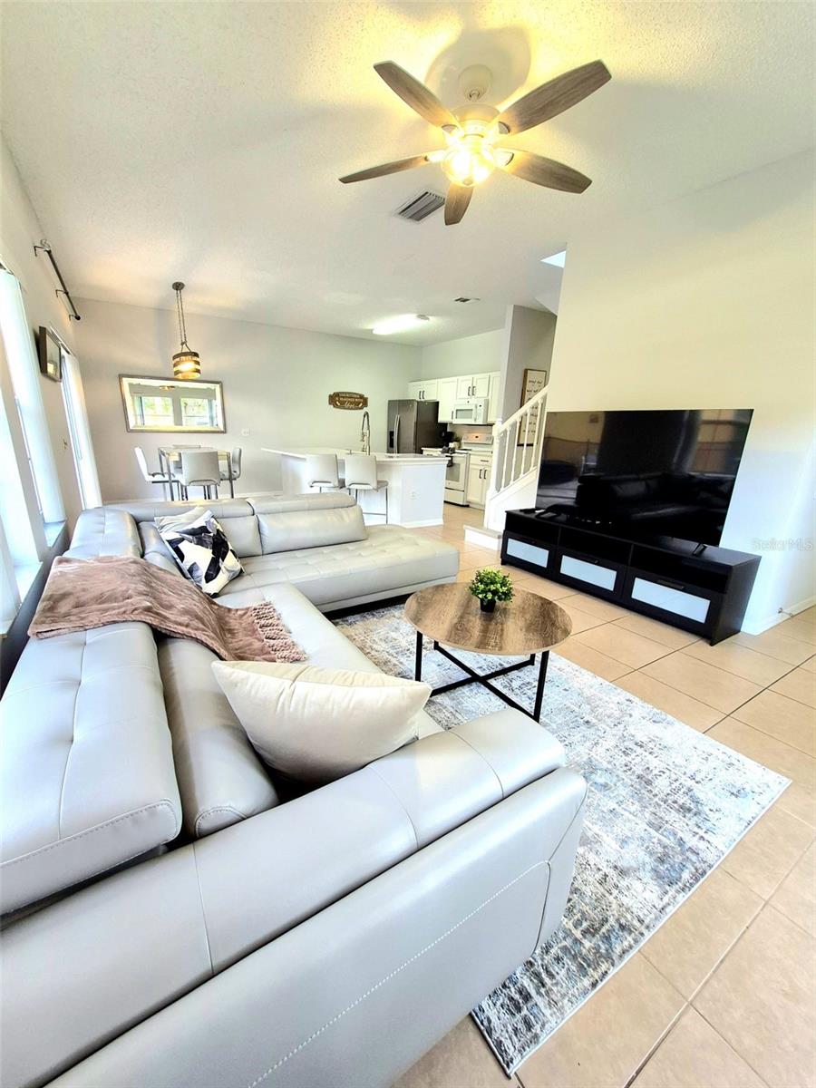 Image 7 of 28 For 4708 Vero Beach Place
