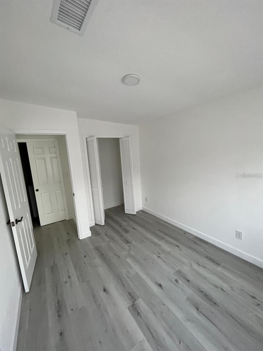 Image 7 of 18 For 10400 148th Place