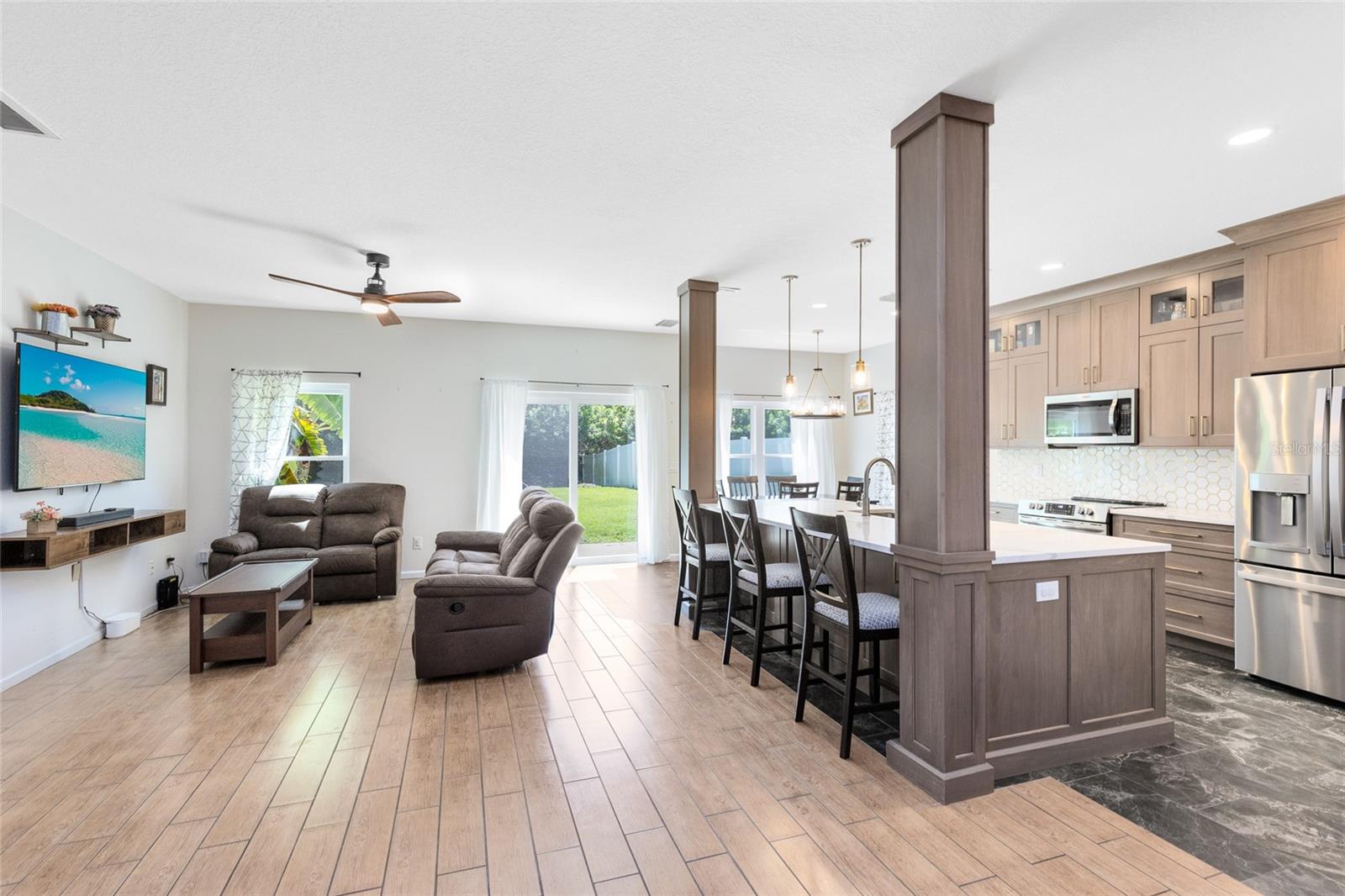 Image 13 of 38 For 10943 Prairie Hawk Drive