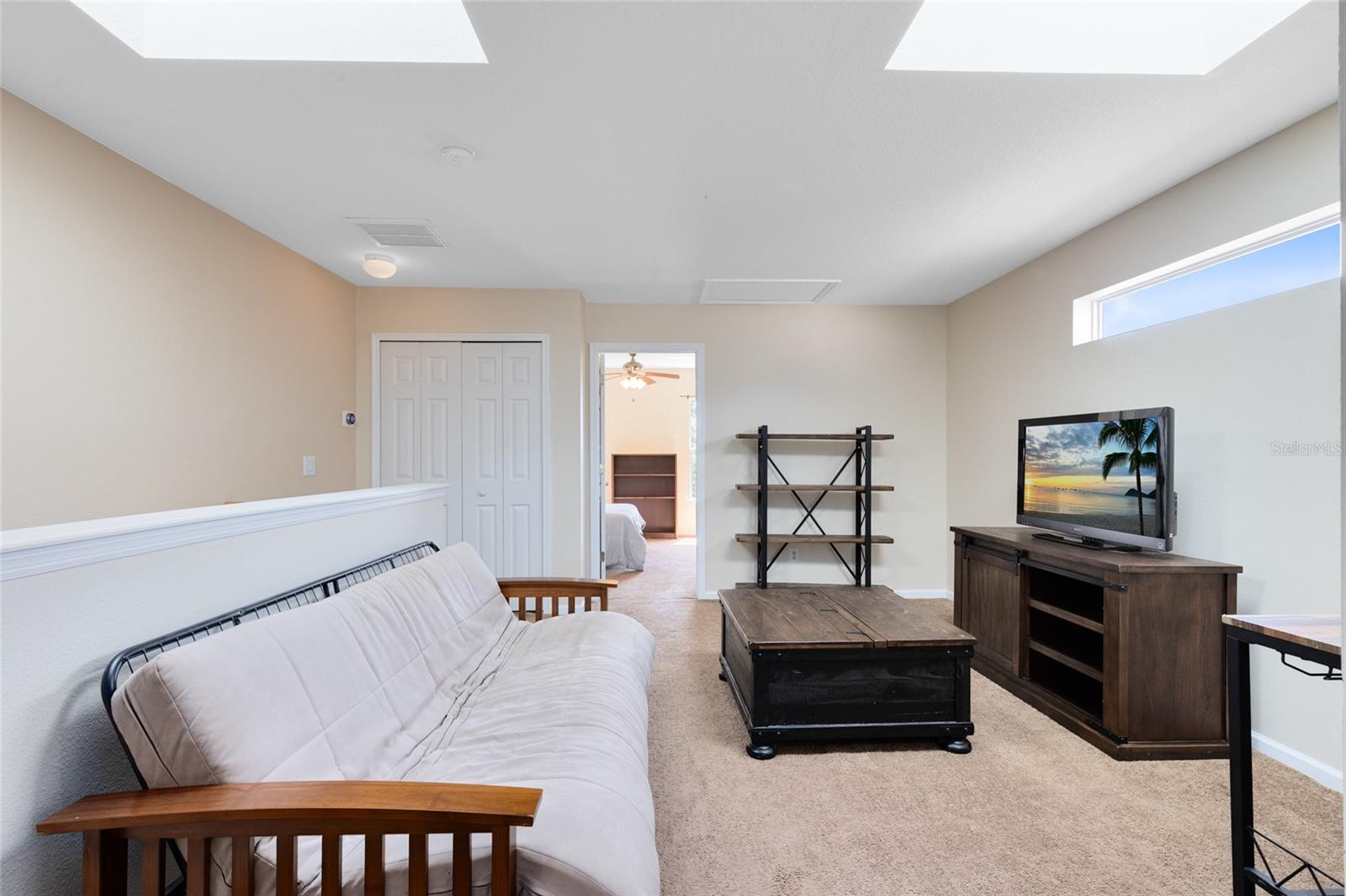Image 20 of 38 For 10943 Prairie Hawk Drive