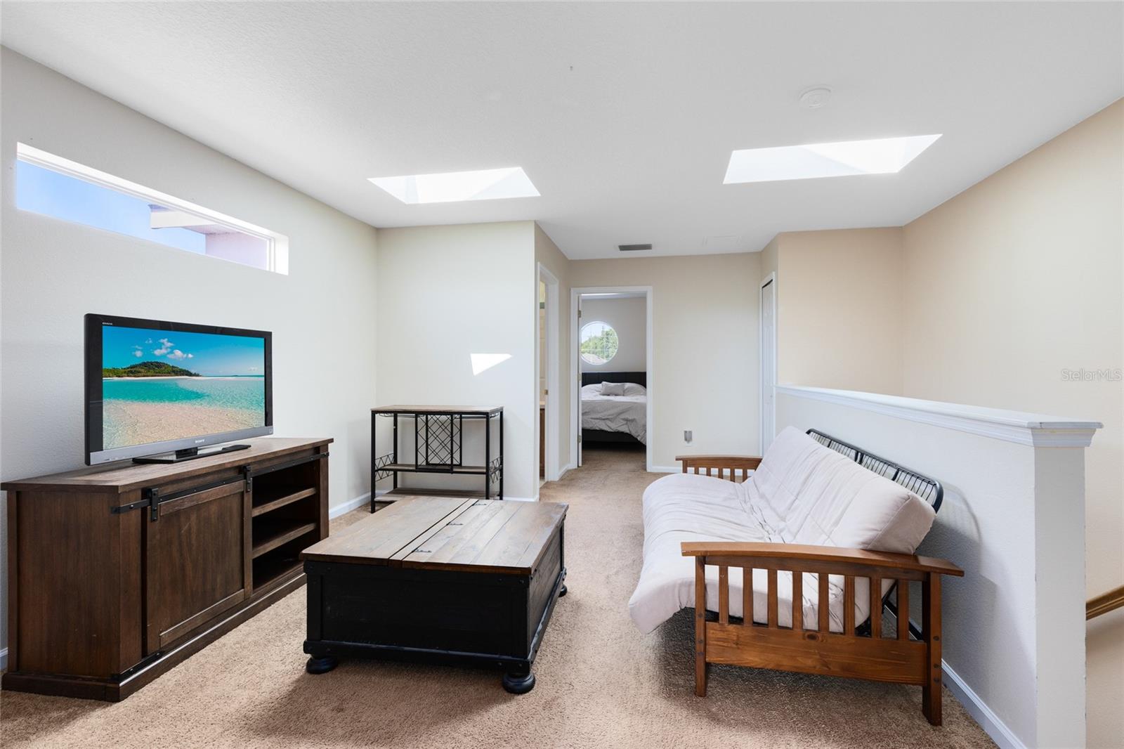 Image 21 of 38 For 10943 Prairie Hawk Drive