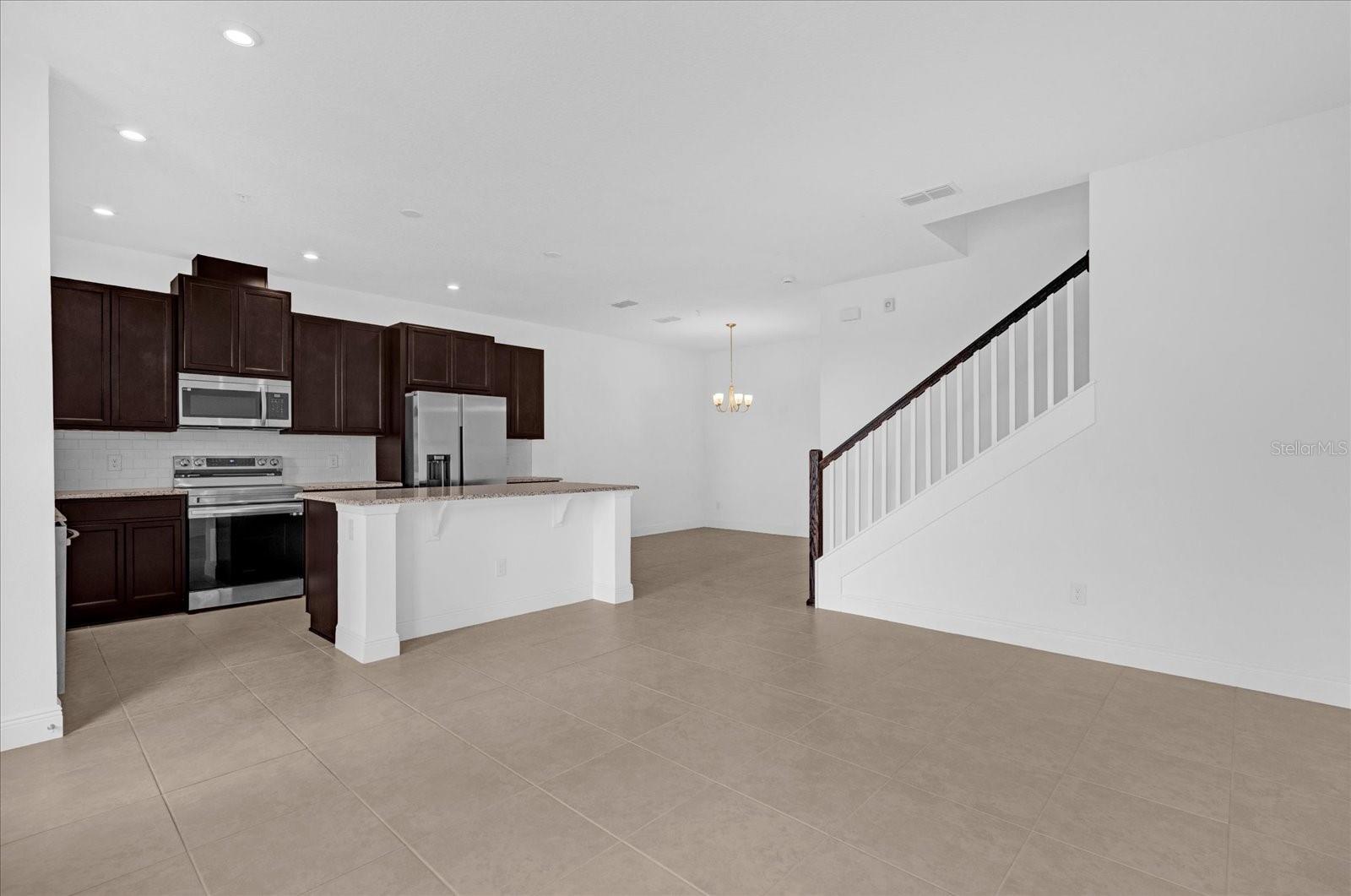 Image 5 of 30 For 7059 Nemours Parkway