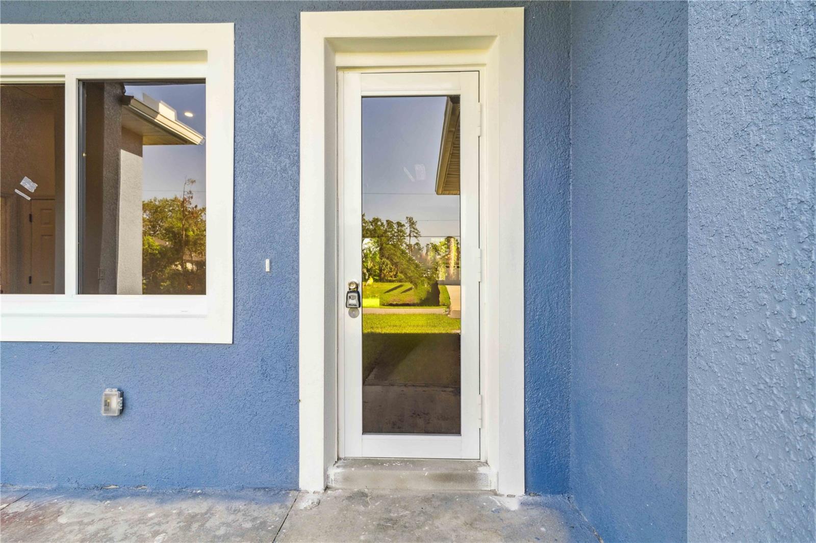 Image 4 of 30 For 3585 Giblin Drive