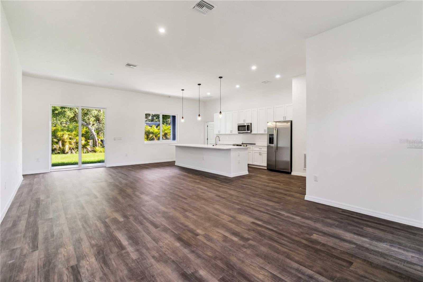 Image 7 of 30 For 3585 Giblin Drive