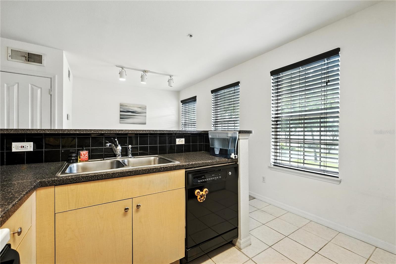 Image 16 of 36 For 742 Centervale Drive 742