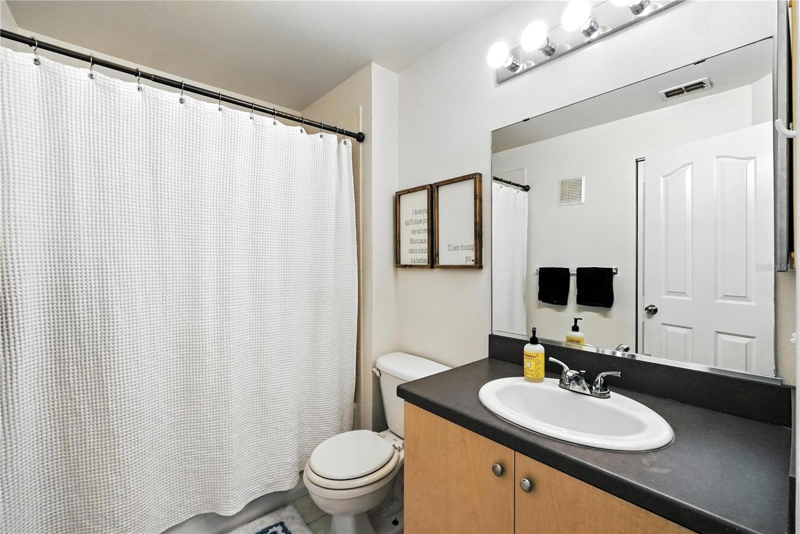 Image 25 of 36 For 742 Centervale Drive 742