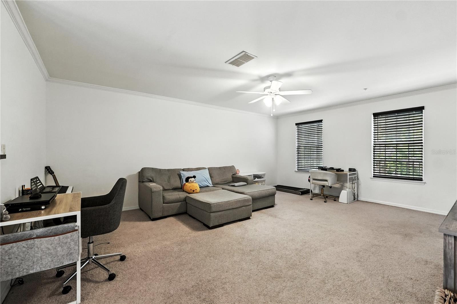 Image 7 of 36 For 742 Centervale Drive 742