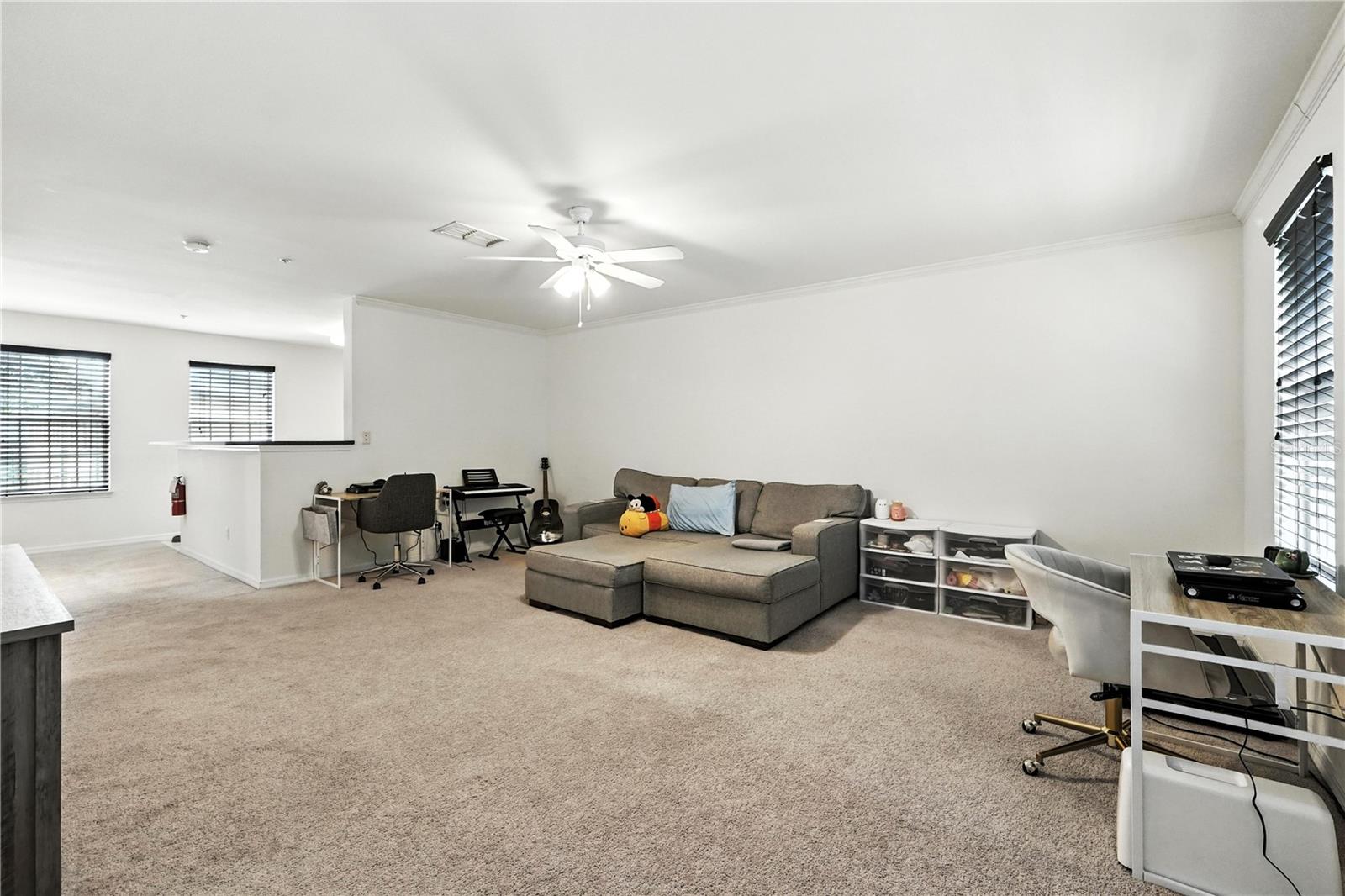 Image 8 of 36 For 742 Centervale Drive 742