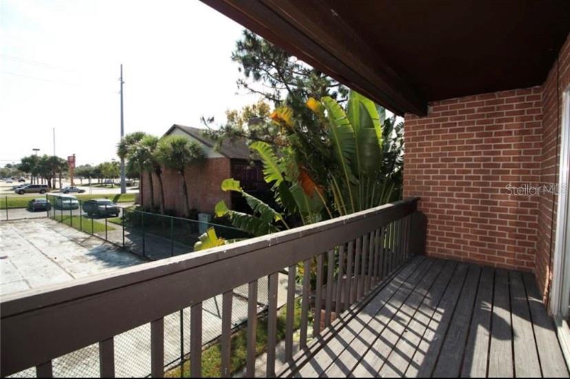 Image 17 of 24 For 2332 Huntington Green Court 7