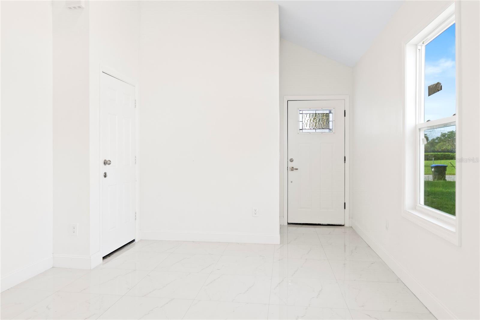 Image 4 of 29 For 726 Eldridge Street